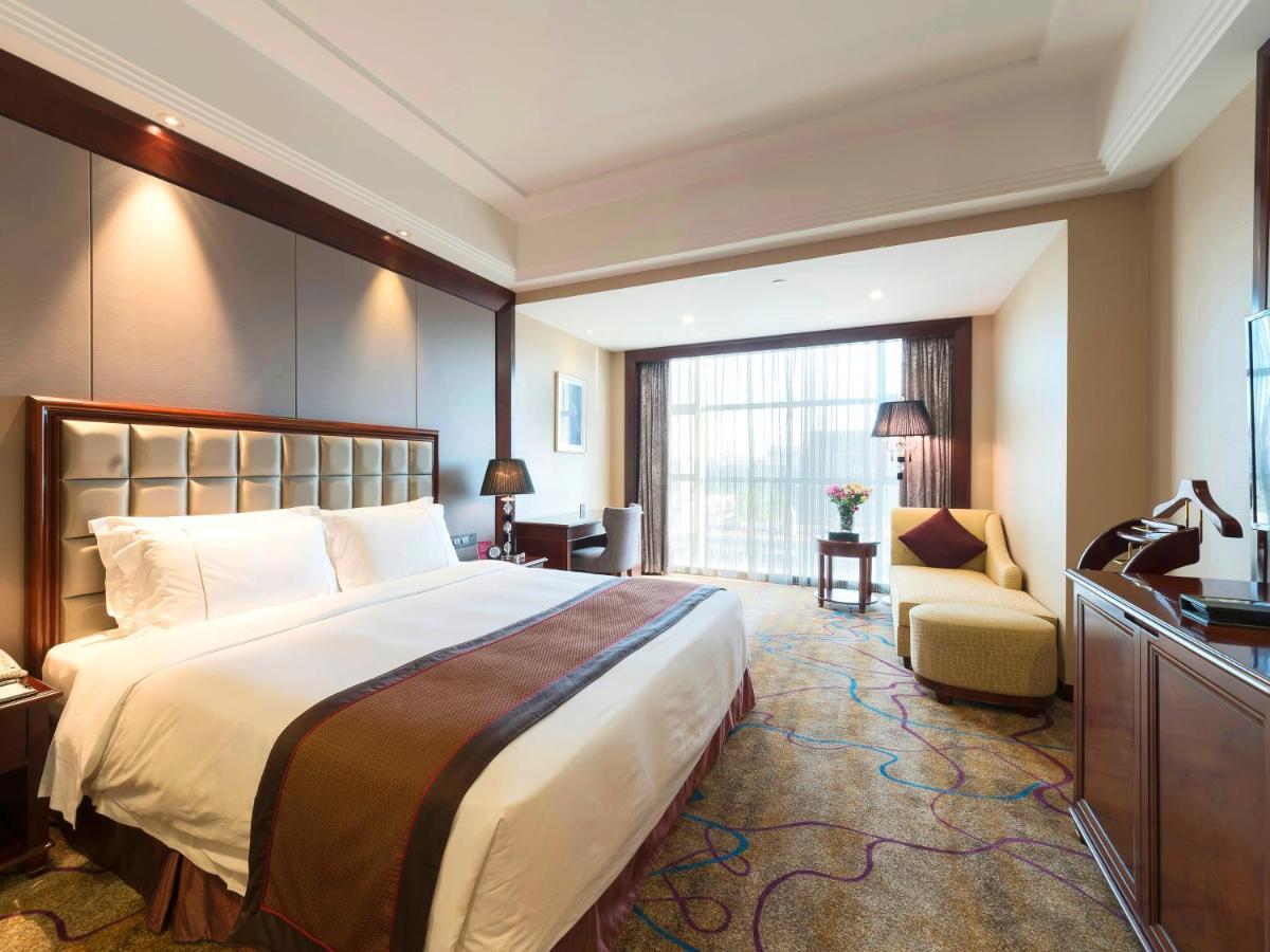 Shenzhen Baohengda International Hotel Экстерьер фото