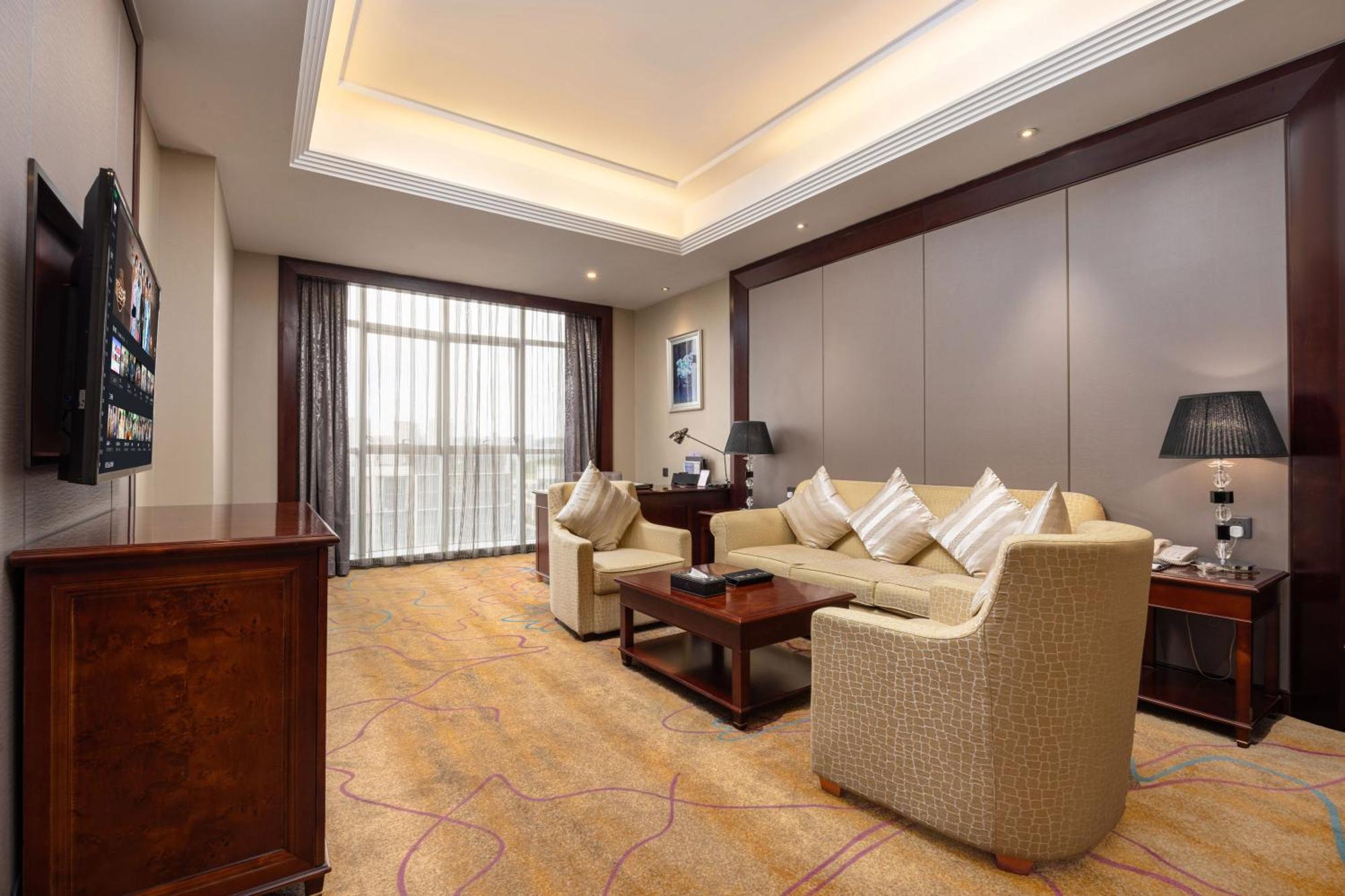 Shenzhen Baohengda International Hotel Экстерьер фото